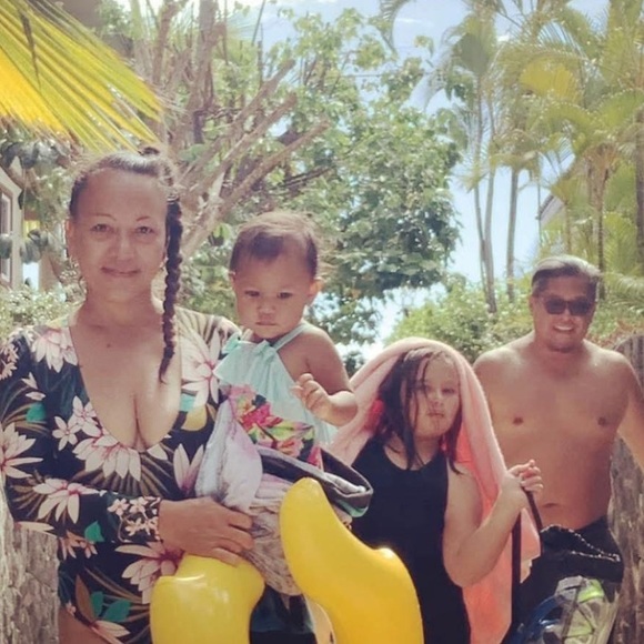 HOST ITEM 🤙 LOGO or 𝘜𝘕𝘓𝘐𝘚𝘛𝘌𝘋 🙏❤️ 𝘛𝘩𝘢𝘯𝘬 𝘺𝘰𝘶 / 🅜🅐🅗🅐🅛🅞 - Picture 16 of 17